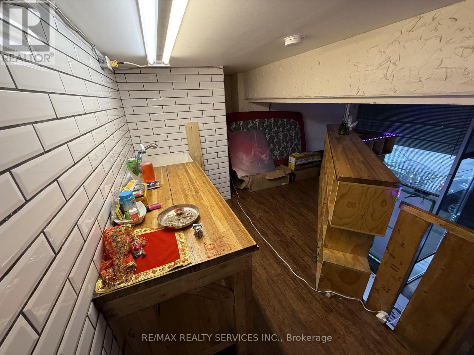 168 King Street W, Hamilton, Ontario  L8P 1A5 - Photo 15 - X12679162