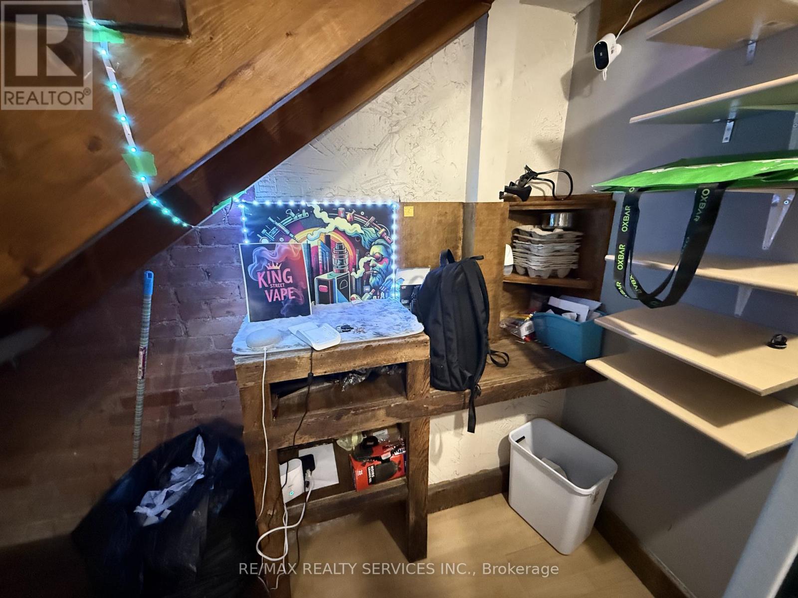 168 King Street W, Hamilton, Ontario  L8P 1A5 - Photo 7 - X12679162