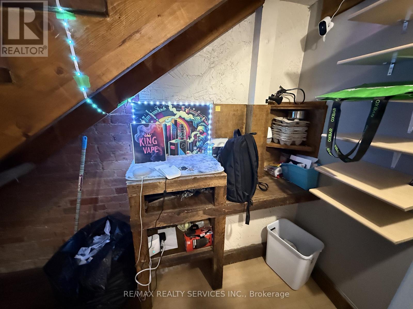 168 King Street W, Hamilton, Ontario  L8P 1A5 - Photo 8 - X12679162