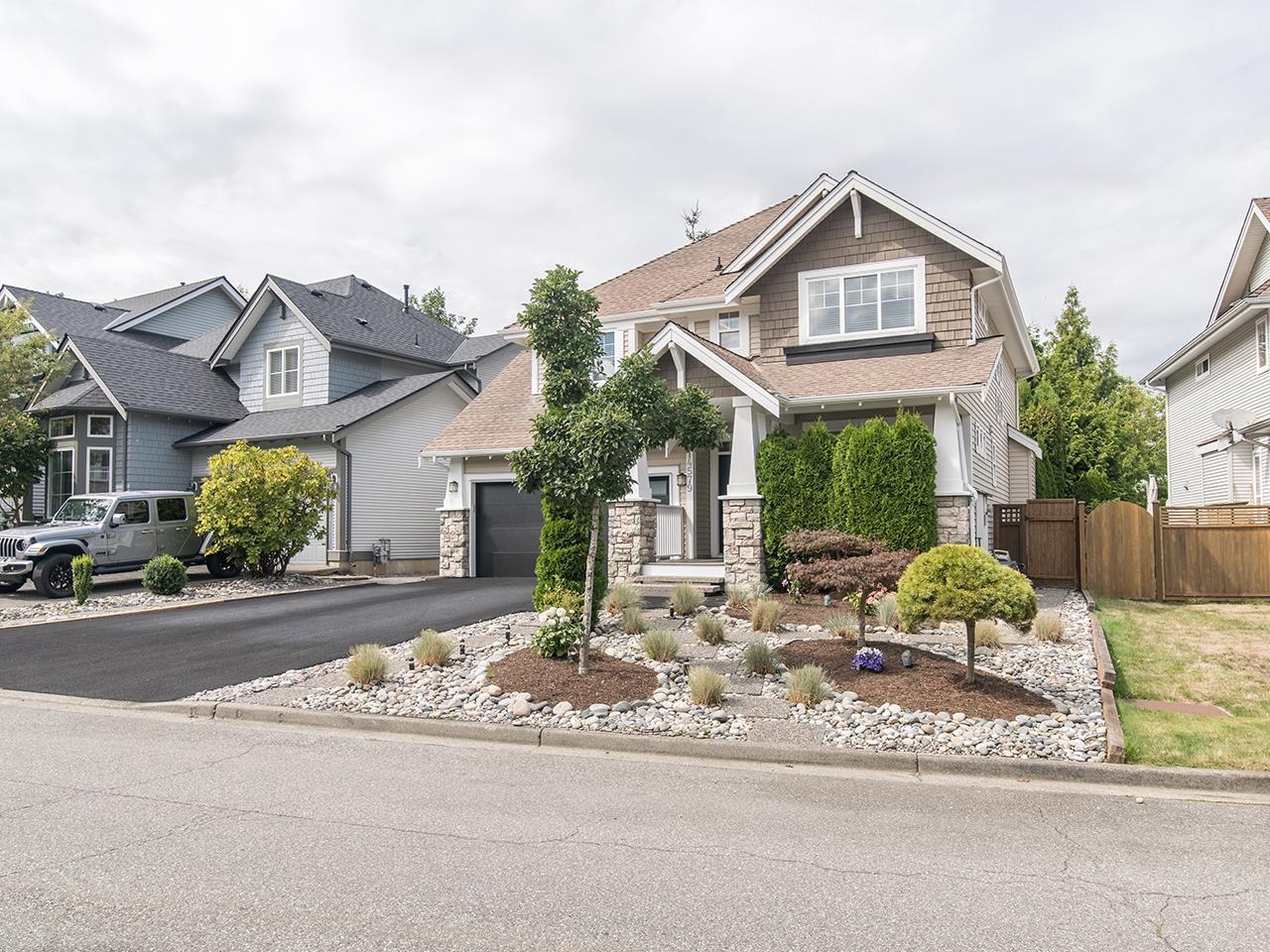 14579 33b Avenue, Surrey, British Columbia  V4P 3M8 - Photo 3 - R3077426