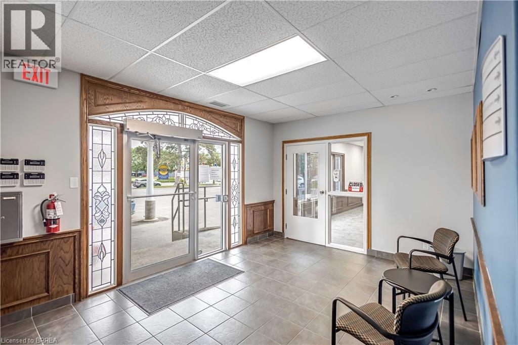 30 Brant Avenue Unit# B.3, Brantford, Ontario  N3T 3G6 - Photo 5 - 40696692