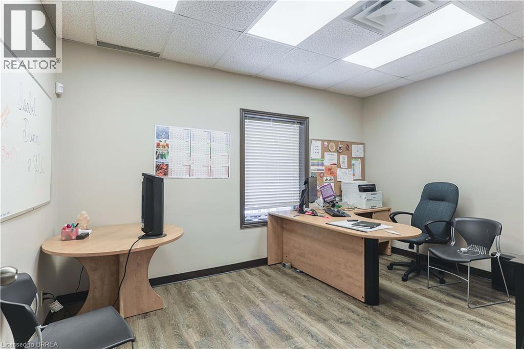 30 Brant Avenue Unit# B.3, Brantford, Ontario  N3T 3G6 - Photo 20 - 40696692