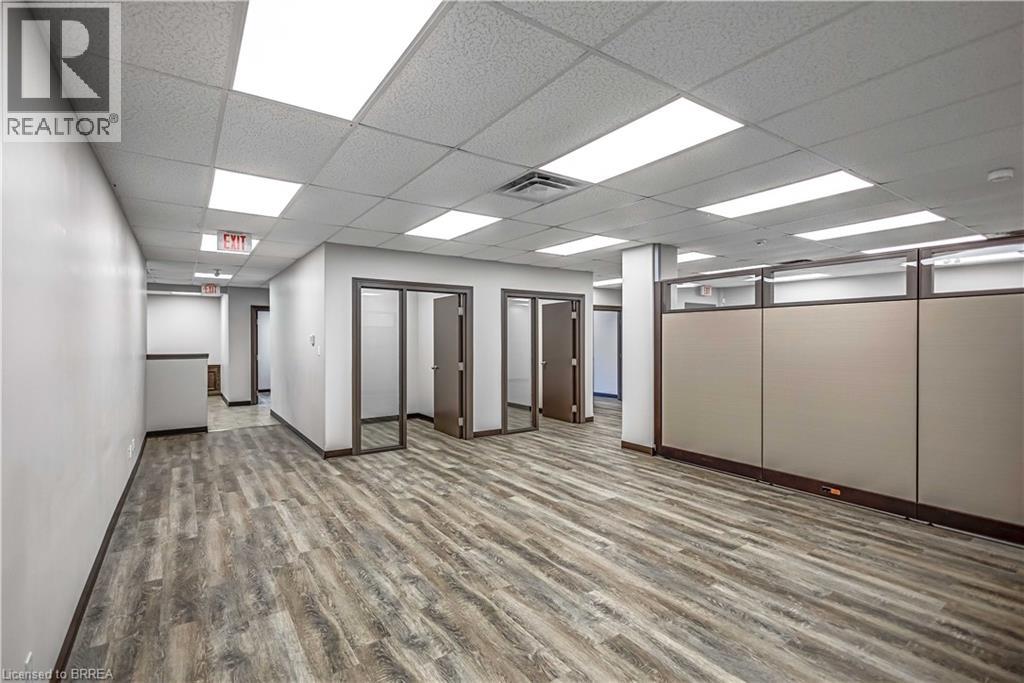 30 Brant Avenue Unit# B.3, Brantford, Ontario  N3T 3G6 - Photo 39 - 40696692