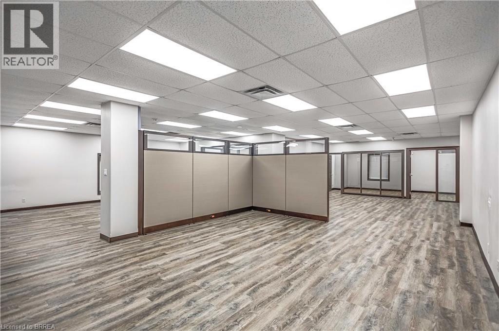 30 Brant Avenue Unit# B.3, Brantford, Ontario  N3T 3G6 - Photo 38 - 40696692