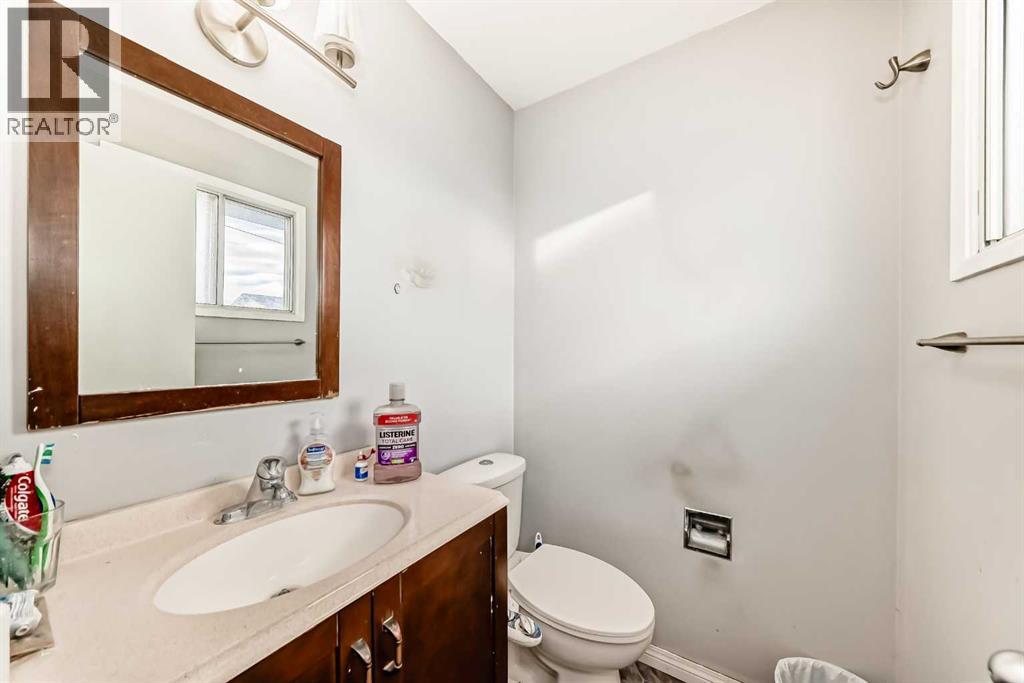 6944 Temple Drive Ne, Calgary, Alberta  T1Y 4X9 - Photo 18 - A2276167