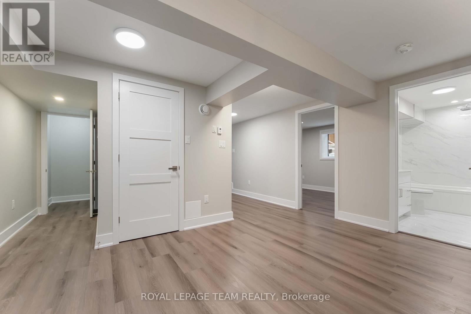 1 - 342 Fifth Avenue, Ottawa, Ontario  K1S 2N7 - Photo 11 - X12679196