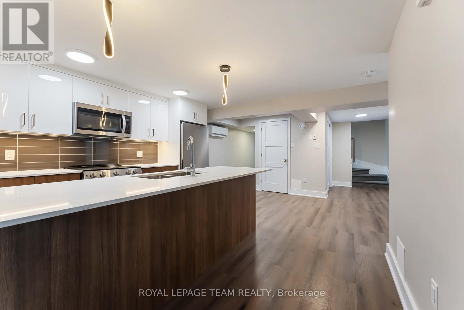 1 - 342 Fifth Avenue, Ottawa, Ontario  K1S 2N7 - Photo 17 - X12679196