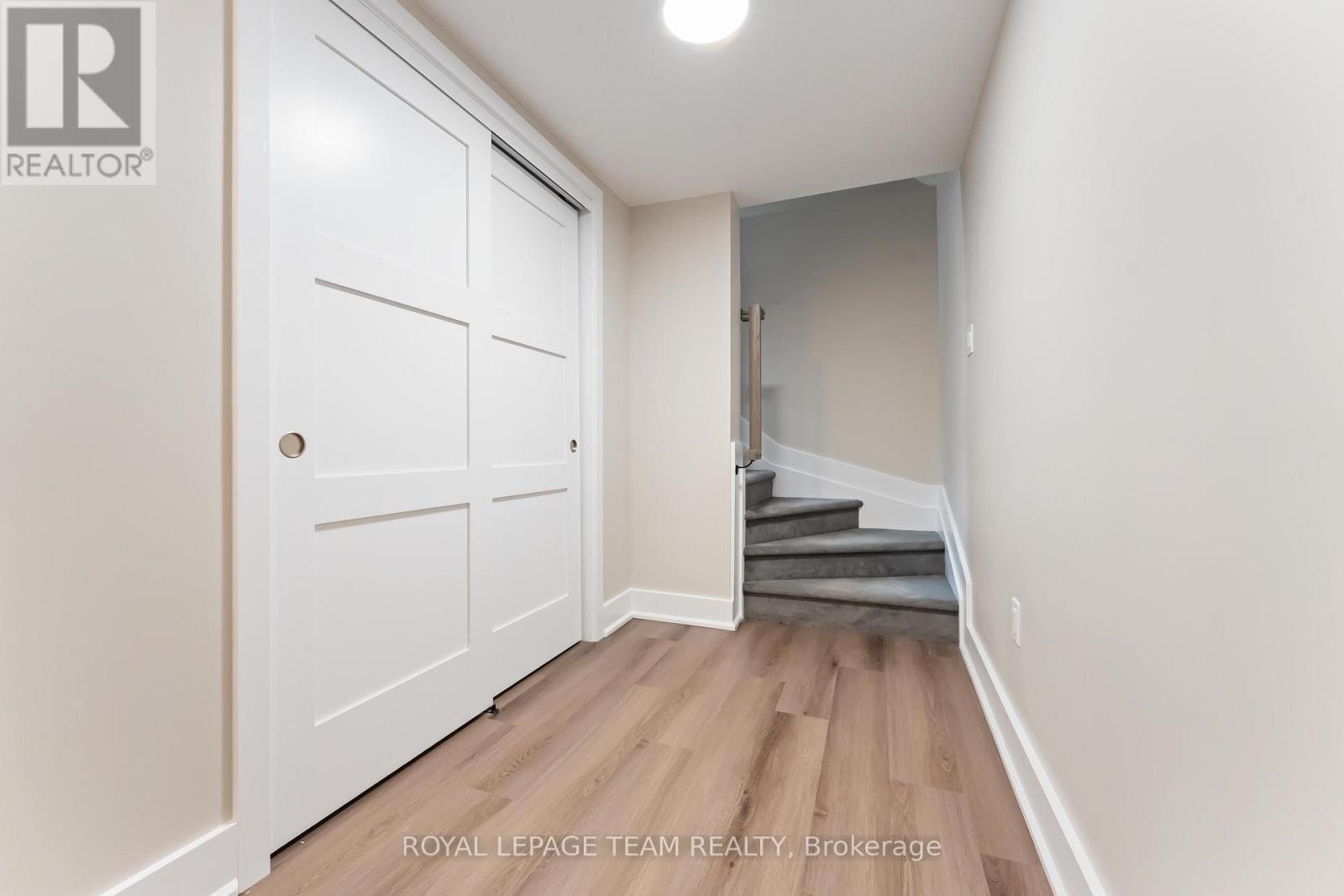 1 - 342 Fifth Avenue, Ottawa, Ontario  K1S 2N7 - Photo 2 - X12679196