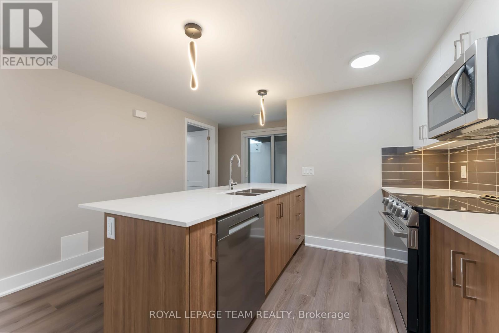 1 - 342 Fifth Avenue, Ottawa, Ontario  K1S 2N7 - Photo 9 - X12679196