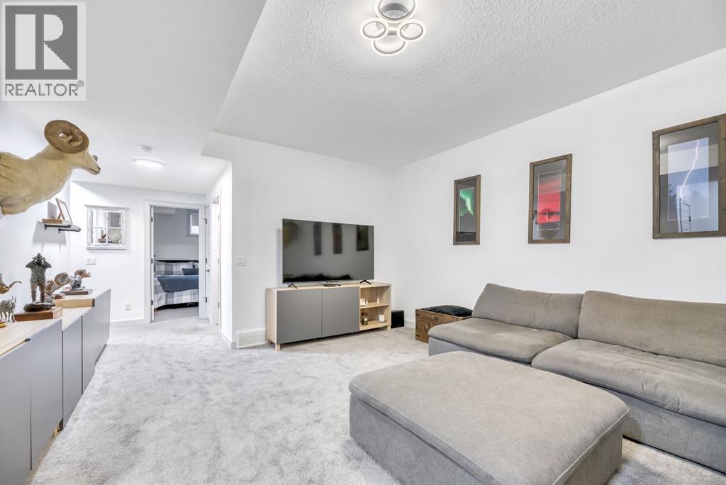 159 Wolf Hollow Park Se, Calgary, Alberta  T2X 4M8 - Photo 32 - A2278087