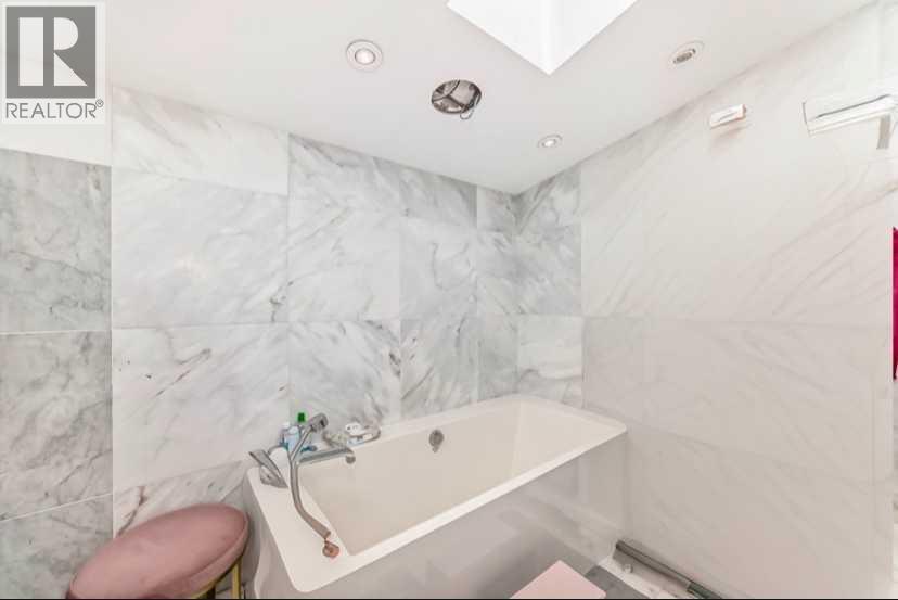 1128 Riverdale Avenue Sw, Calgary, Alberta  T2S 0Y8 - Photo 38 - A2269719