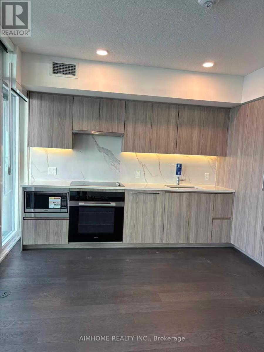 6801 - 3 Concord Cityplace Way, Toronto, Ontario  M5V 0X3 - Photo 9 - C12679186