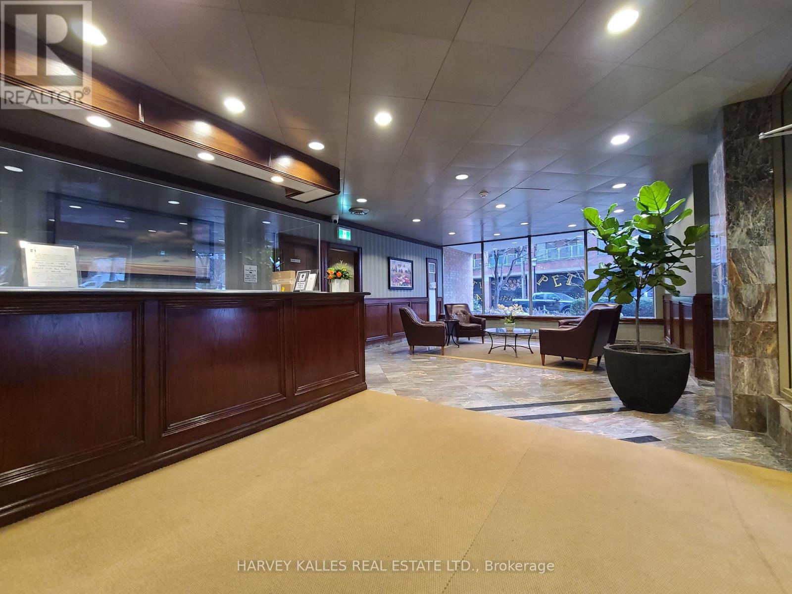 609 - 1055 Bay Street, Toronto, Ontario  M5S 3A3 - Photo 2 - C12678650