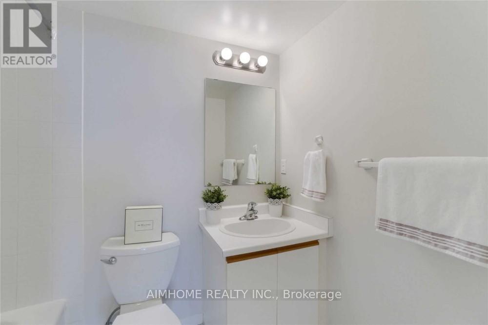 1004 - 5090 Pinedale Avenue, Burlington, Ontario  L7L 3V8 - Photo 11 - W12679192