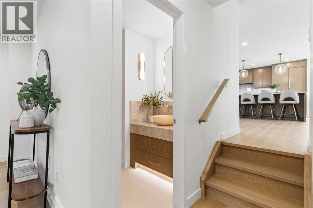 1012 70 Avenue Sw, Calgary, Alberta  T2V 4A8 - Photo 31 - A2274883