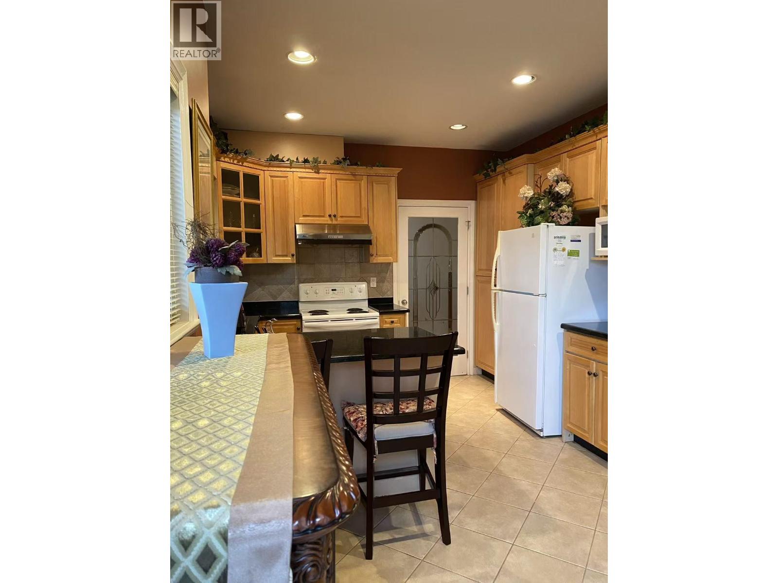 6060 Clinton Street, Burnaby, British Columbia  V5J 2M5 - Photo 5 - R3044276