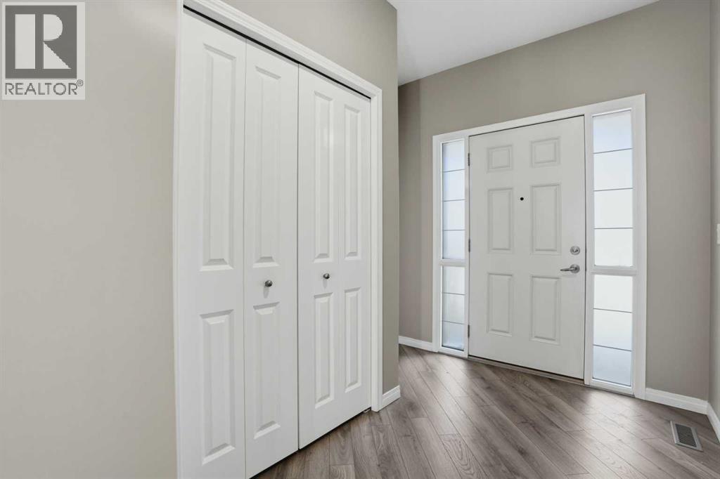 2202, 1001 8 Street Nw, Airdrie, Alberta  T4B 0W3 - Photo 3 - A2275378