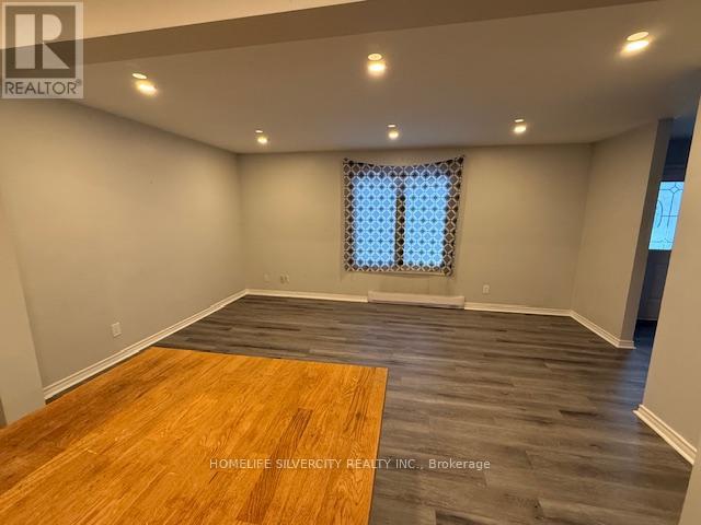 Photo 10 of 30 for 860 Trafalgar Street