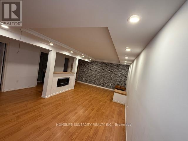 Photo 23 of 30 for 860 Trafalgar Street