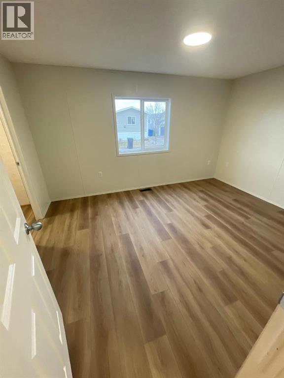 384-410 Conductor Blvd, Coaldale, Alberta  T1M 1P6 - Photo 33 - A2270501