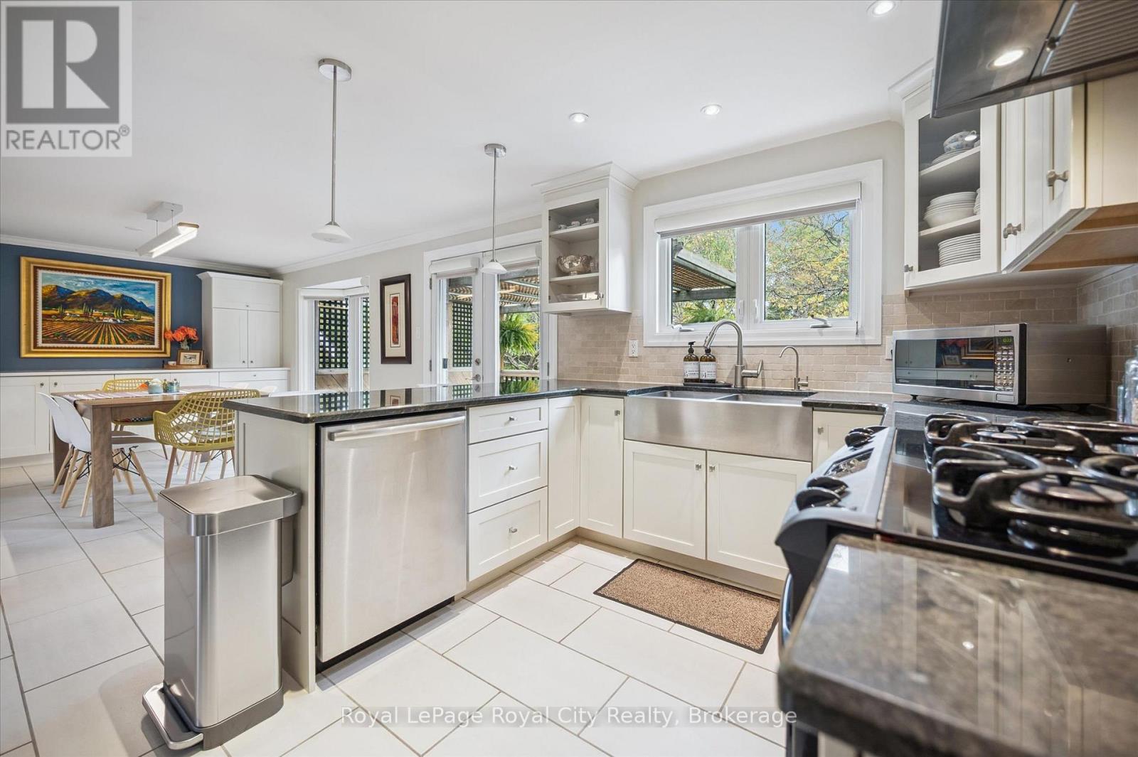 52 Hilldale Crescent, Guelph, Ontario  N1G 4B8 - Photo 19 - X12679226