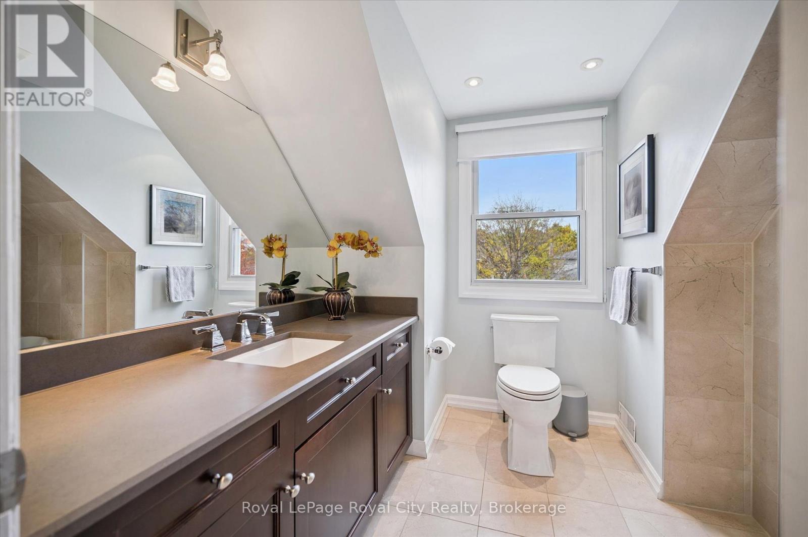 52 Hilldale Crescent, Guelph, Ontario  N1G 4B8 - Photo 28 - X12679226