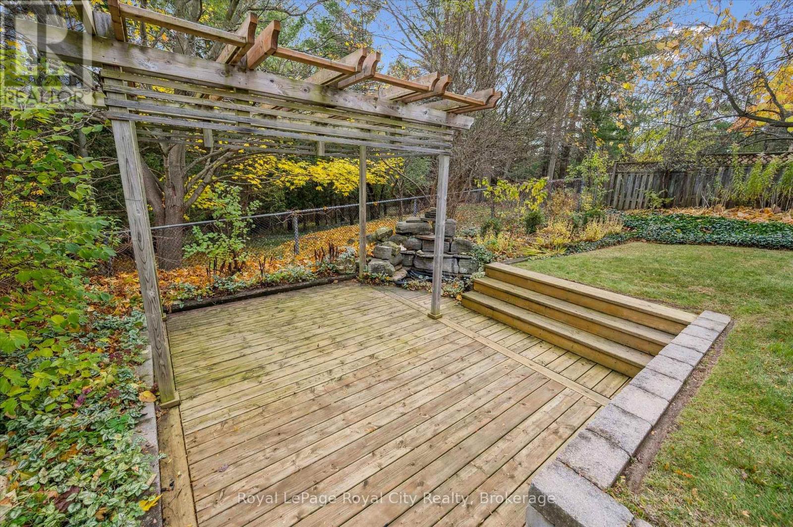 52 Hilldale Crescent, Guelph, Ontario  N1G 4B8 - Photo 45 - X12679226