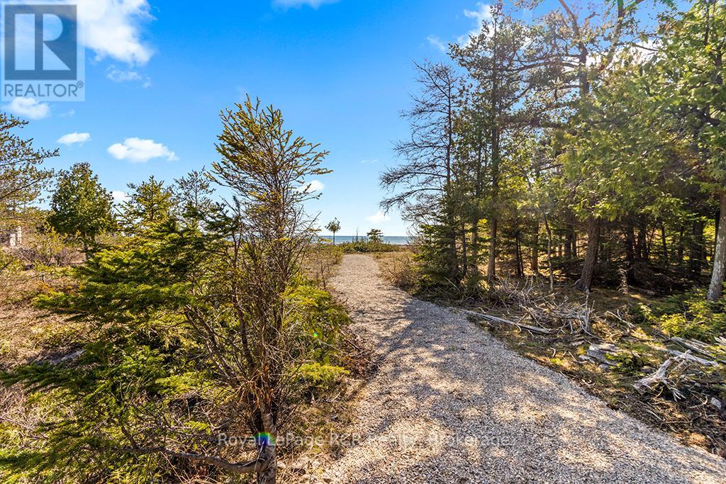 67 Pedwell Drive, Northern Bruce Peninsula, Ontario  N0H 2R0 - Photo 42 - X12679278