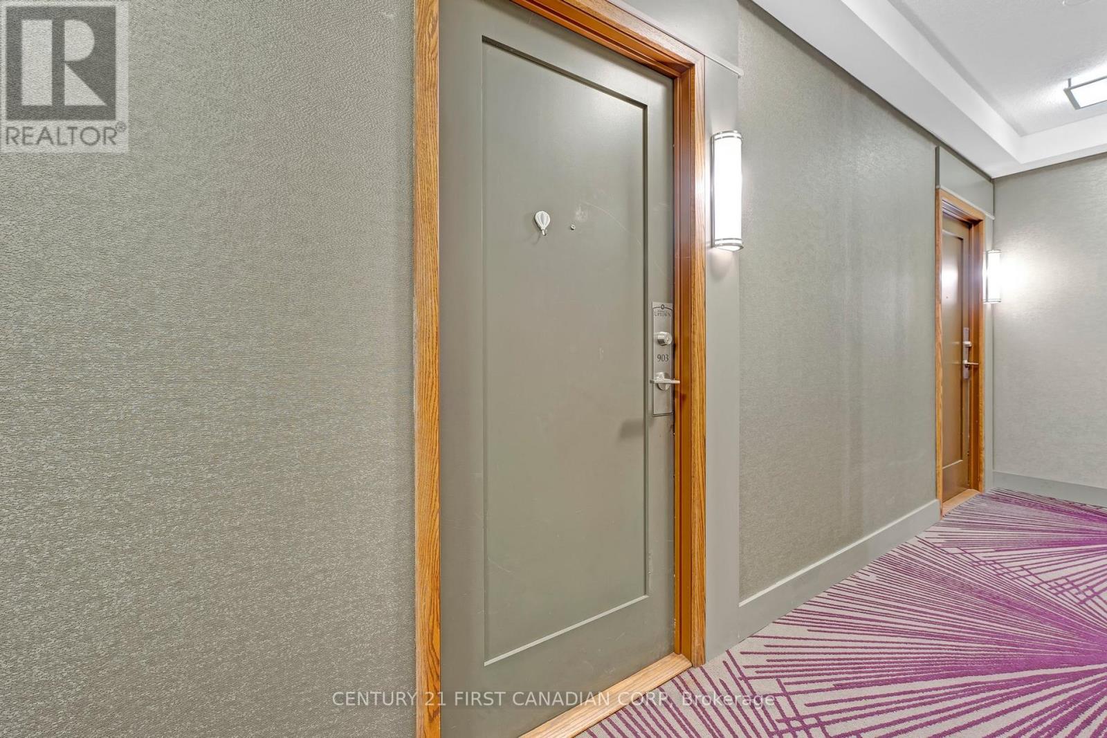 903 - 75 Eglinton Avenue W, Mississauga, Ontario  L5R 0E5 - Photo 3 - W12679256