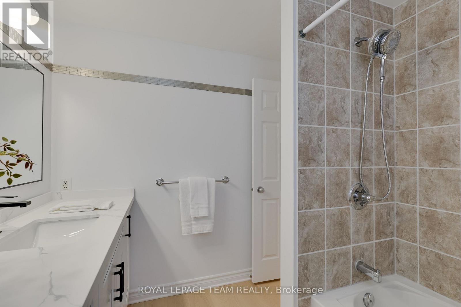 2 - 369 Paseo Private, Ottawa, Ontario  K2G 4N7 - Photo 33 - X12679228