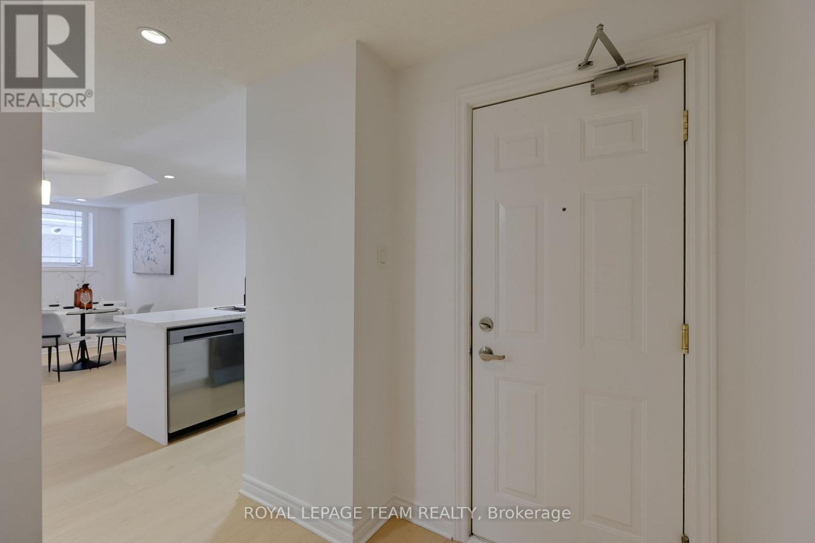 2 - 369 Paseo Private, Ottawa, Ontario  K2G 4N7 - Photo 5 - X12679228