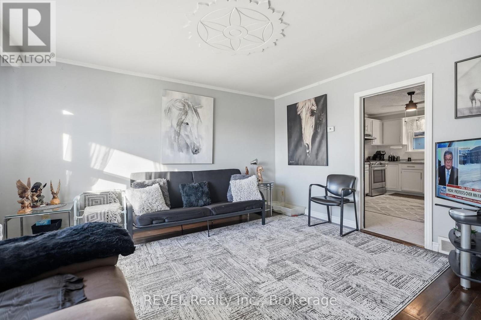 137 Wellington Street, Port Colborne, Ontario  L3K 2K1 - Photo 10 - X12679238