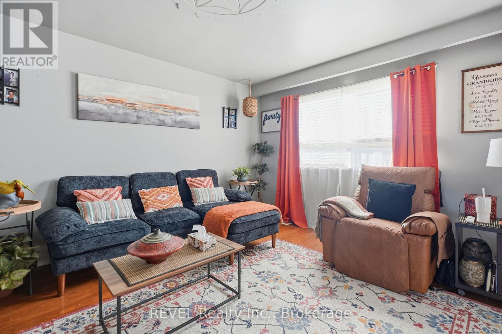 137 Wellington Street, Port Colborne, Ontario  L3K 2K1 - Photo 6 - X12679238