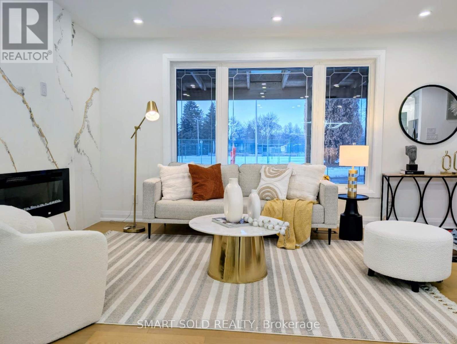 38 Cresthaven Drive, Toronto, Ontario  M2H 1M1 - Photo 3 - C12679224