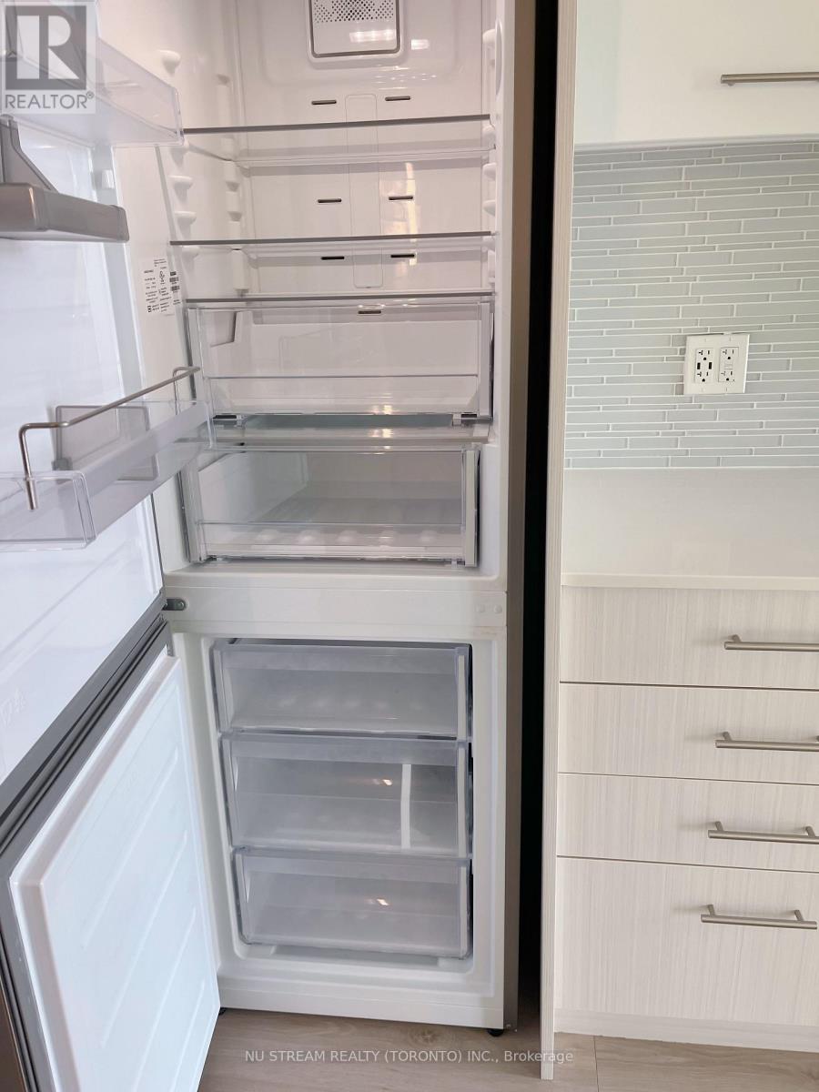 411 - 128 Fairview Mall Drive, Toronto, Ontario  M2J 0E8 - Photo 13 - C12679260