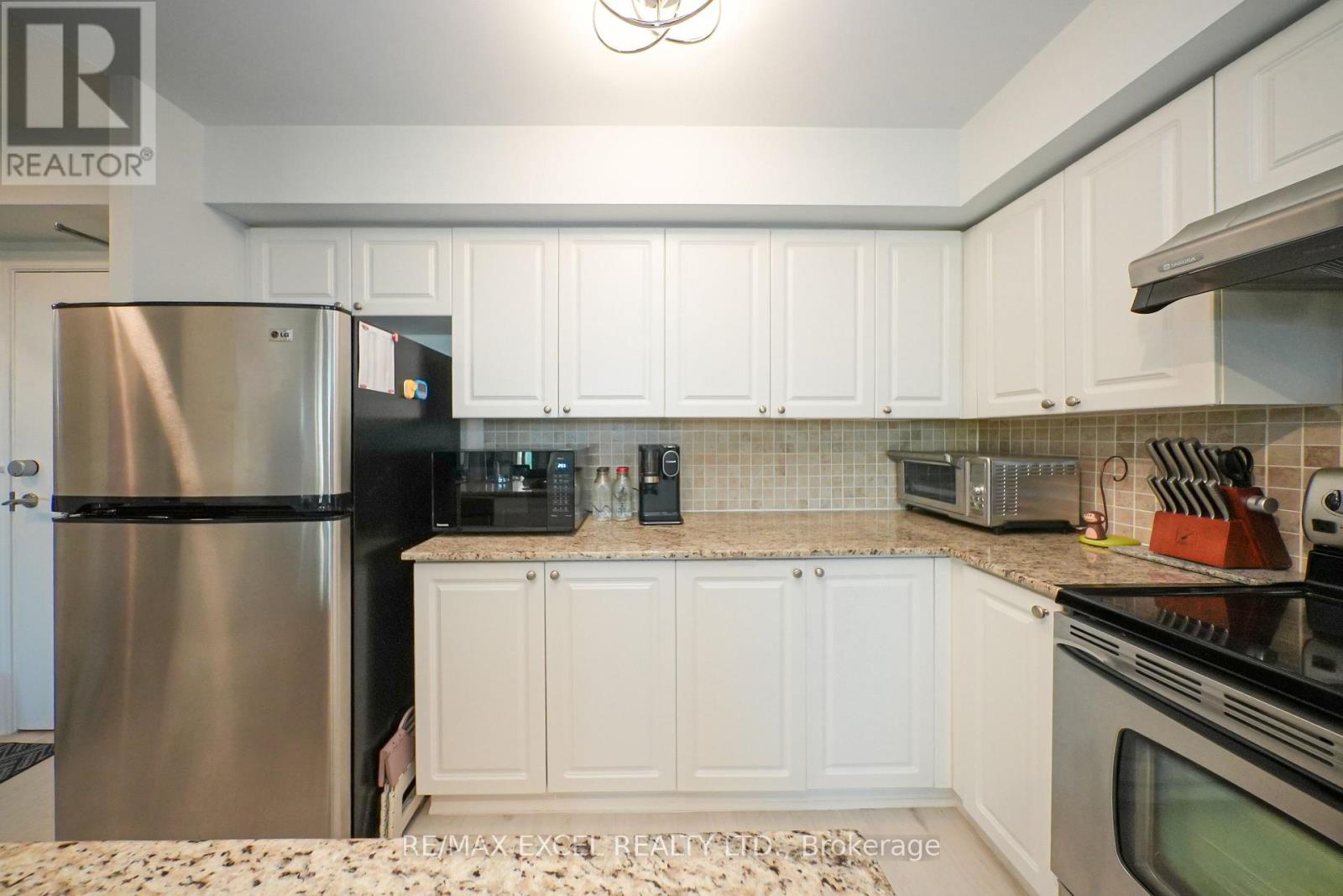 711 - 920 Sheppard Avenue W, Toronto, Ontario  M3H 0A2 - Photo 12 - C12679274