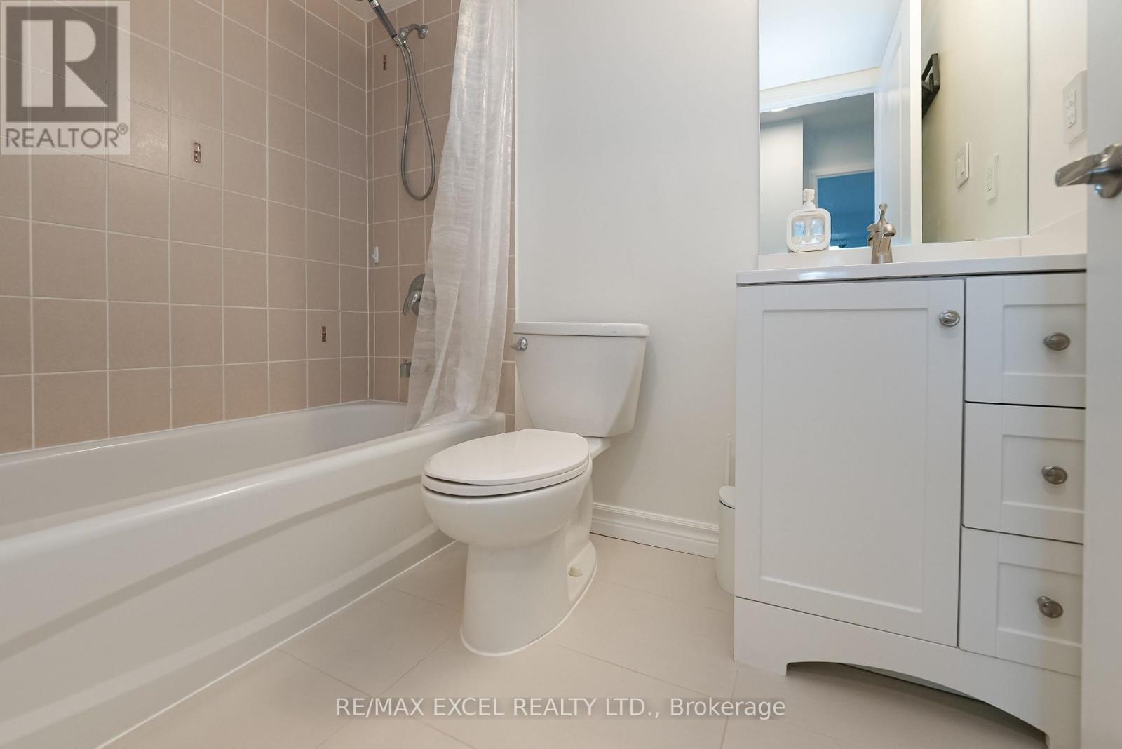 711 - 920 Sheppard Avenue W, Toronto, Ontario  M3H 0A2 - Photo 28 - C12679274