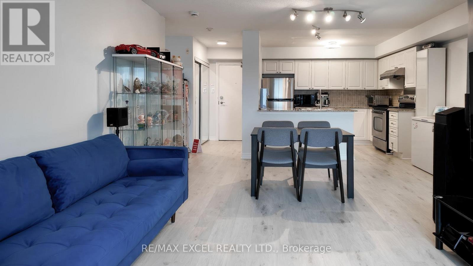 711 - 920 Sheppard Avenue W, Toronto, Ontario  M3H 0A2 - Photo 7 - C12679274