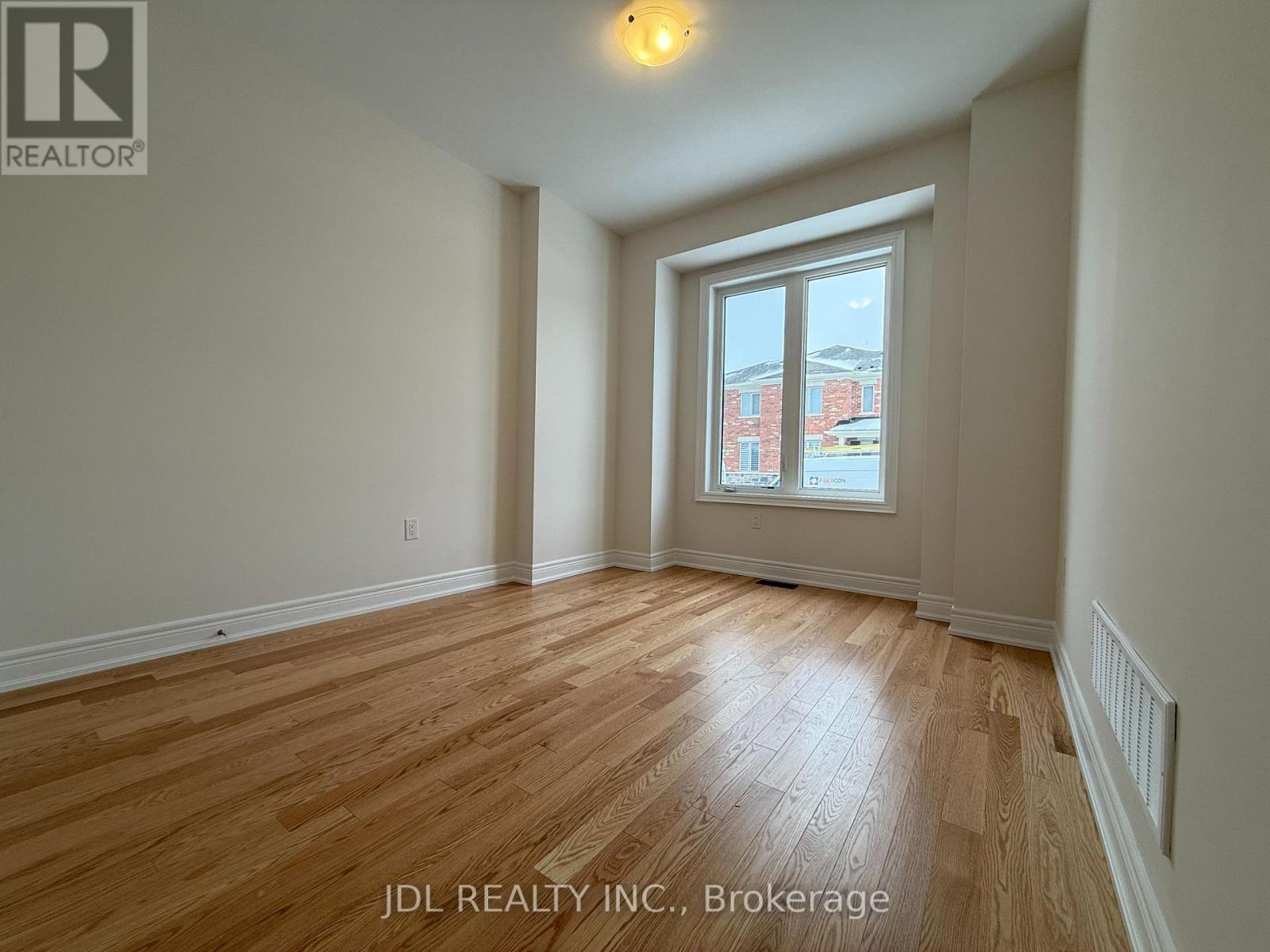 3017 Gatestone Path, Pickering, Ontario  L1X 0R4 - Photo 3 - E12679242