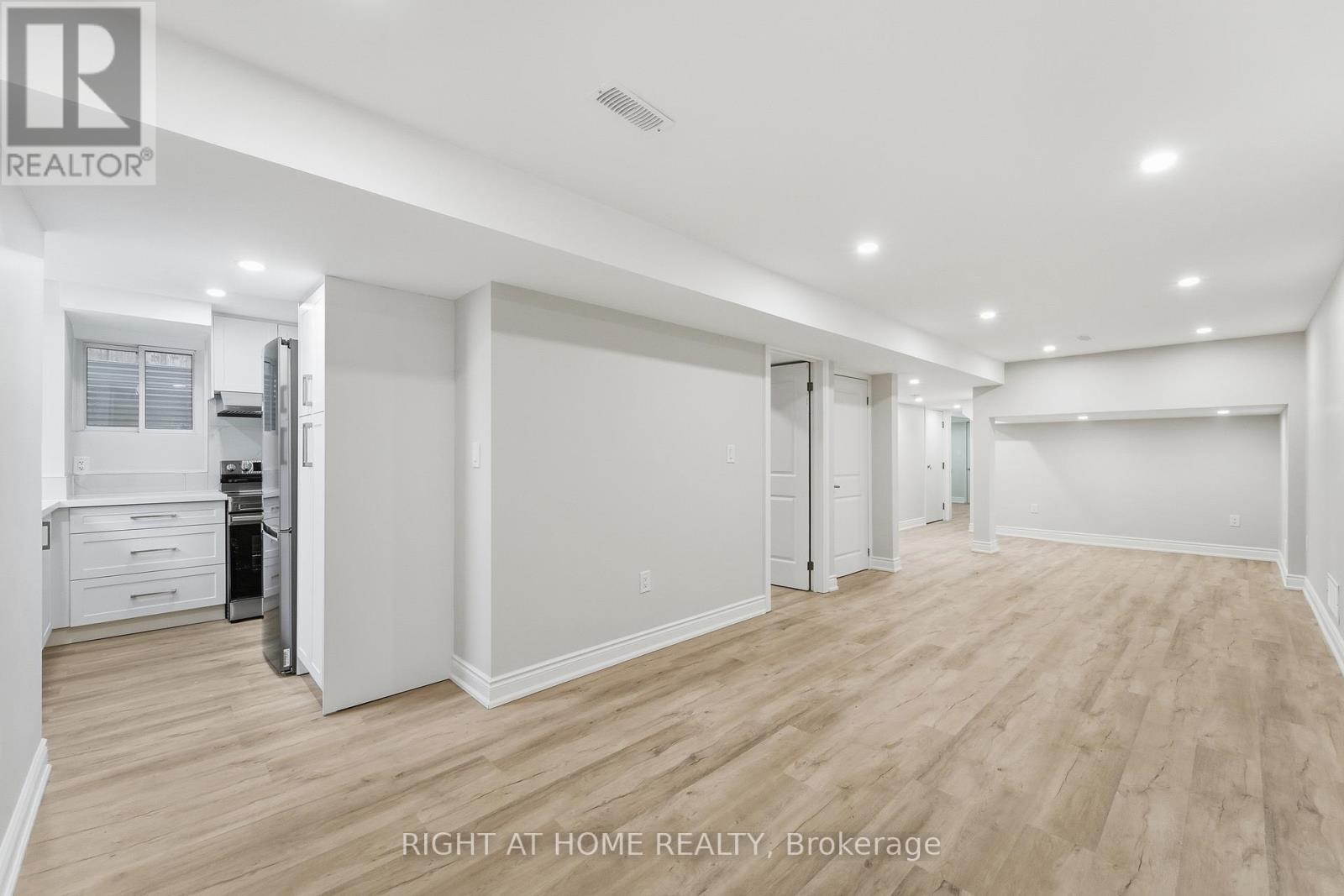 Lower - 7 Walter Clifford Nesbitt Drive, Whitby, Ontario  L1P 0G5 - Photo 8 - E12679262