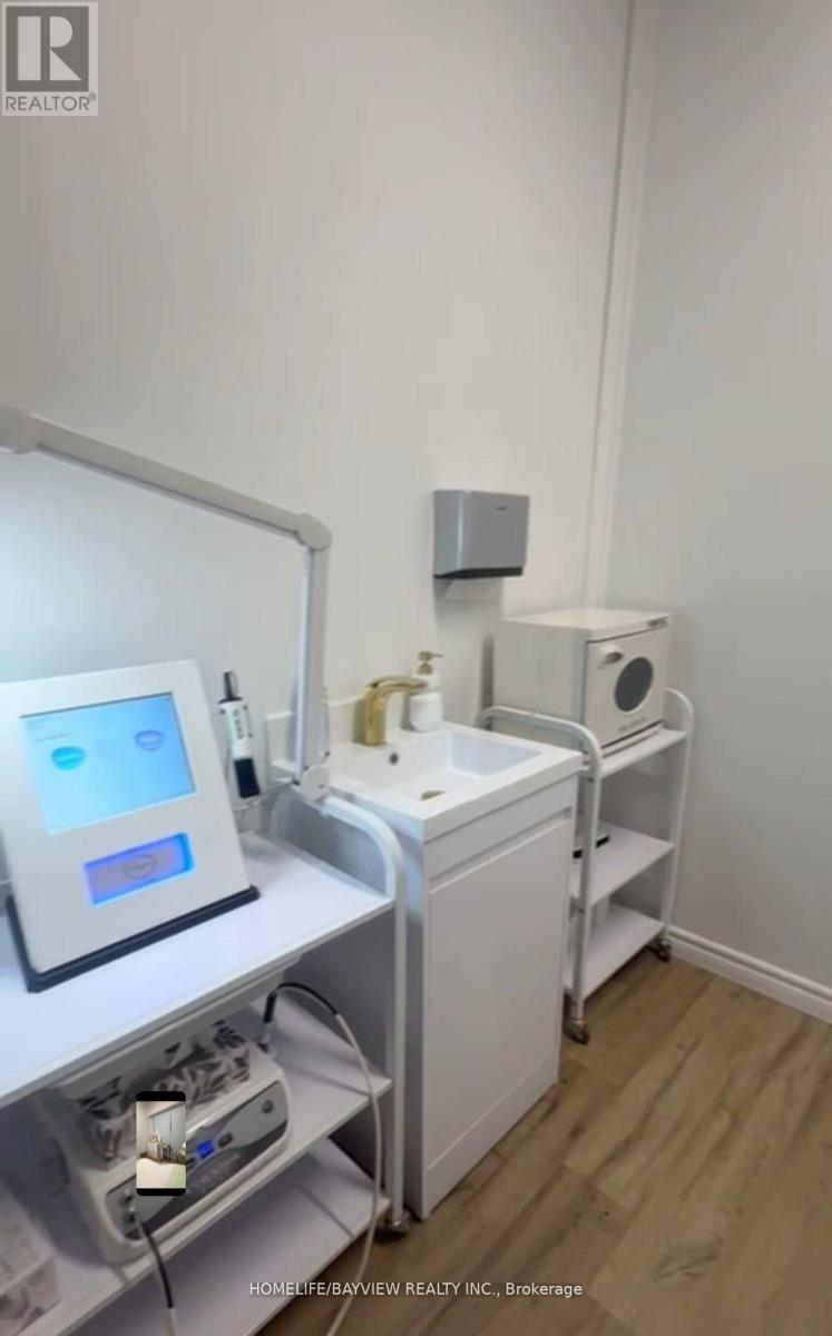 213 - 7181 Yonge Street, Markham, Ontario  L3T 0C7 - Photo 5 - N12679240