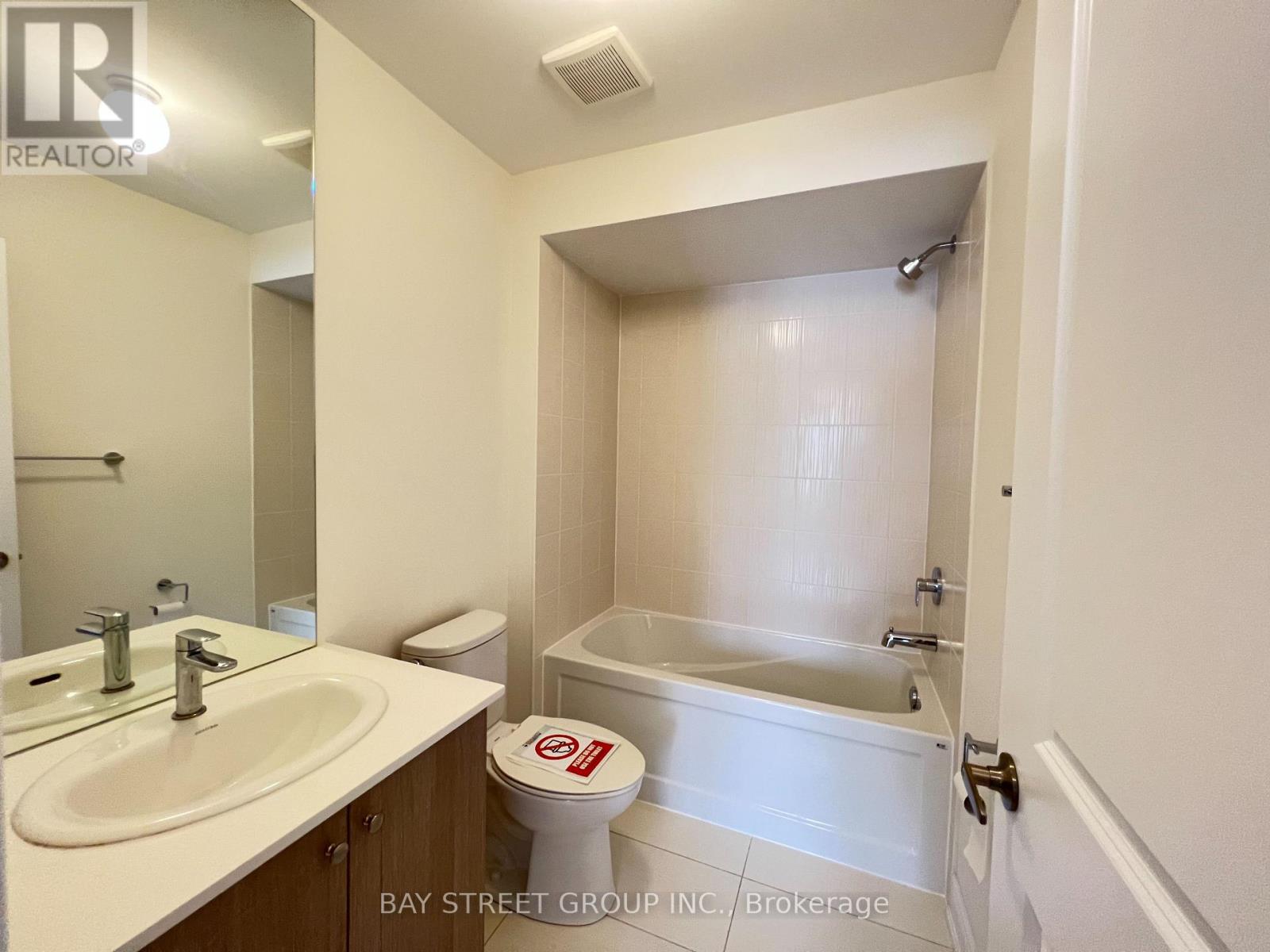 Upper - 4122 Highway 7 Road, Markham, Ontario  L3R 0W9 - Photo 12 - N12679268