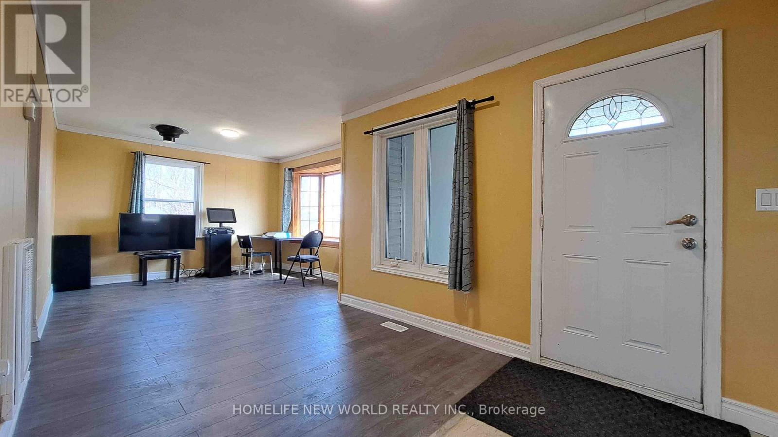 246 Old Homestead Road N, Georgina, Ontario  L4P 3C8 - Photo 3 - N12679276