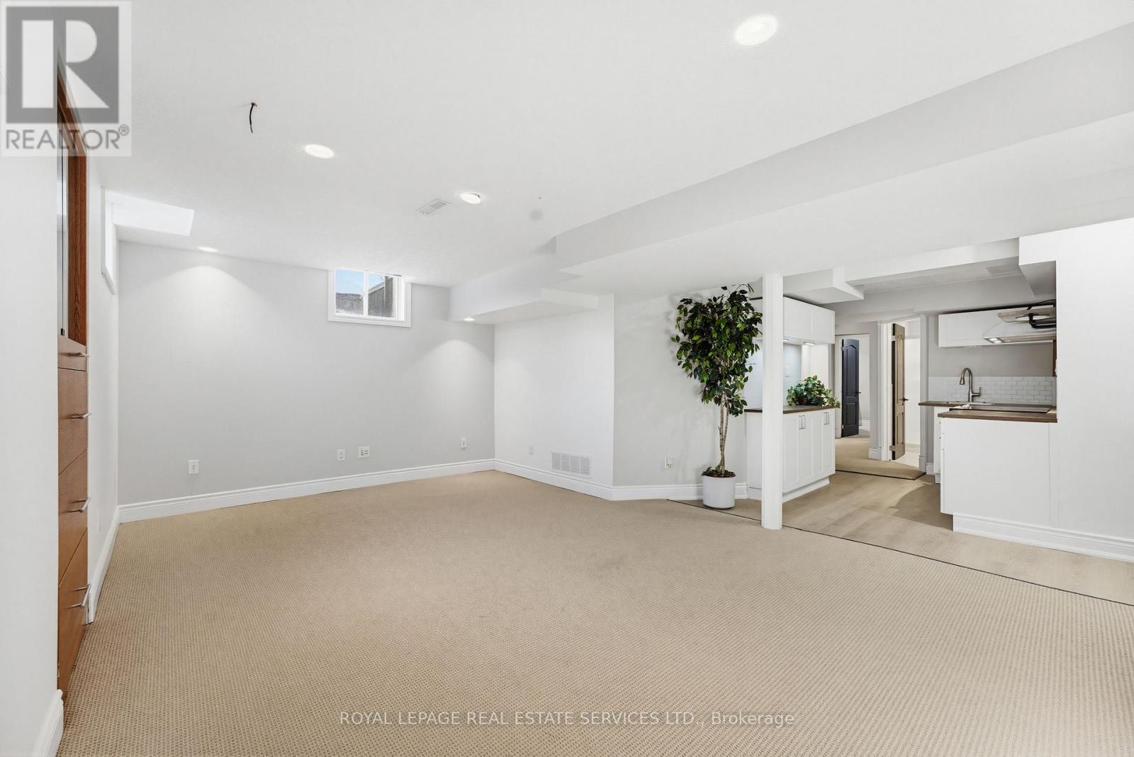 Lower - 697 Auger Terrace, Milton, Ontario  L9T 5M2 - Photo 4 - W12679212