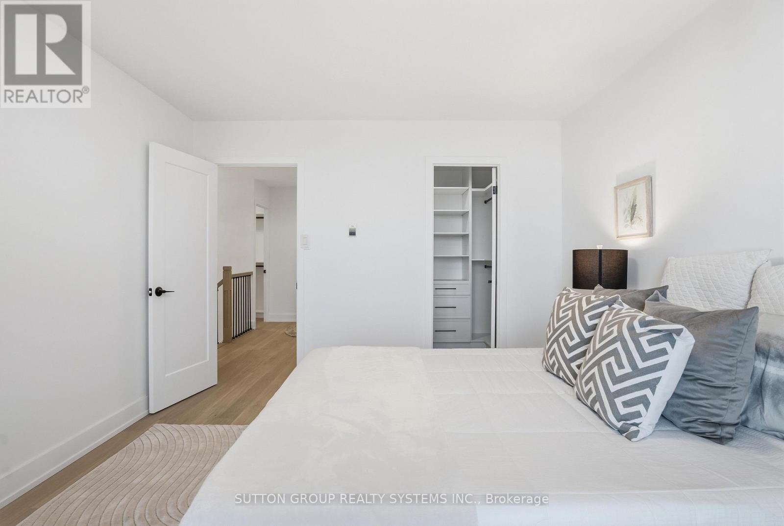 909 - 60 Southport Street, Toronto, Ontario M6S 3N4 - Photo 36 - W12679214