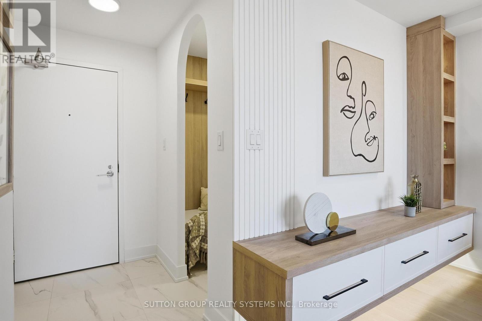 909 - 60 Southport Street, Toronto, Ontario M6S 3N4 - Photo 6 - W12679214