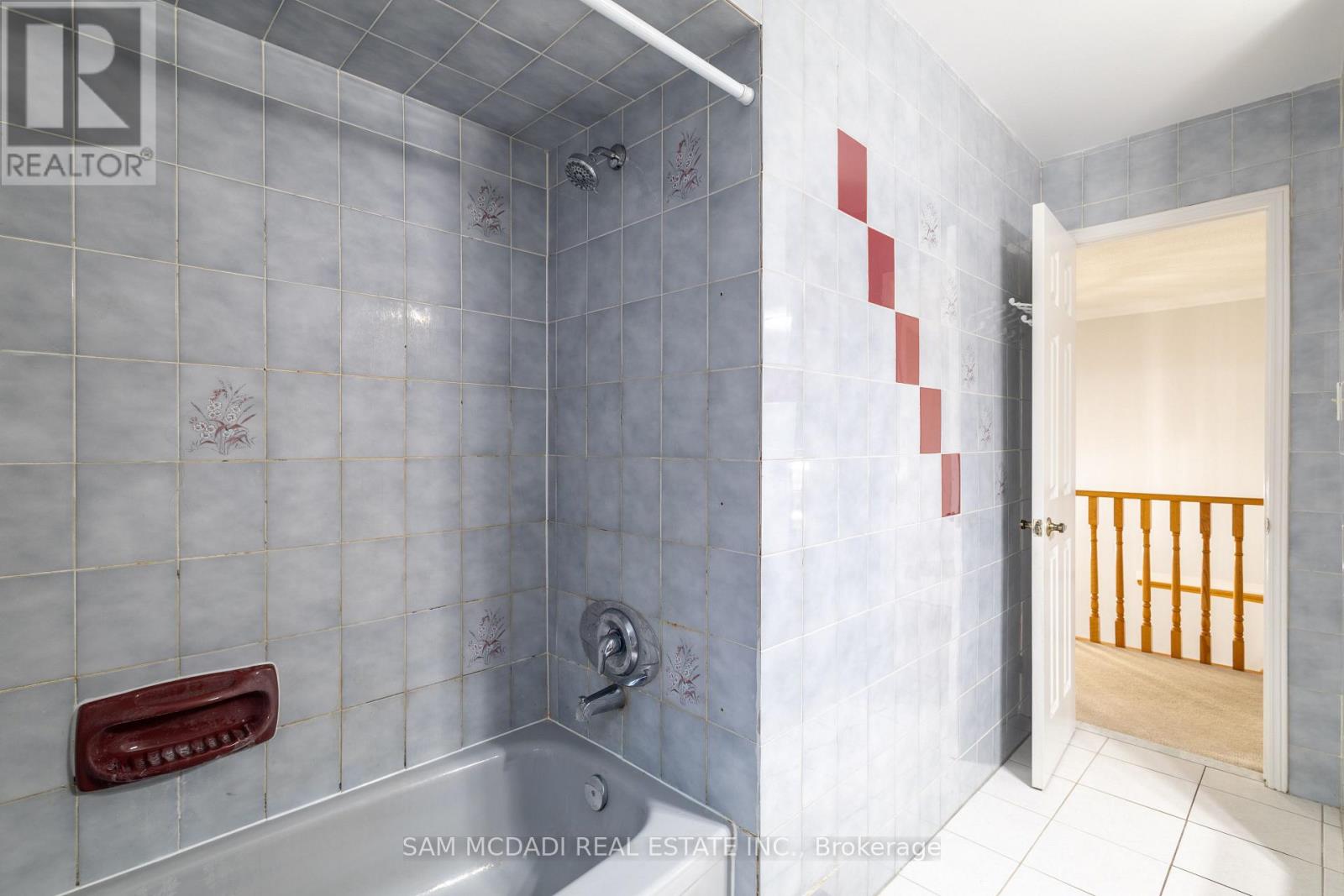 2093 The Chase, Mississauga, Ontario  L5M 3B8 - Photo 26 - W12679222