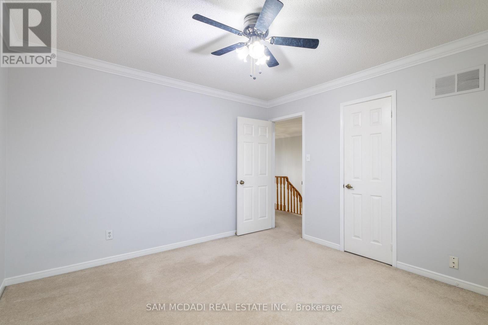 2093 The Chase, Mississauga, Ontario  L5M 3B8 - Photo 28 - W12679222