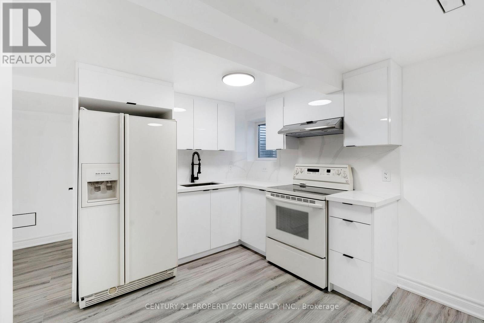 77 Belmont Drive, Brampton, Ontario  L6T 2K5 - Photo 35 - W12679248