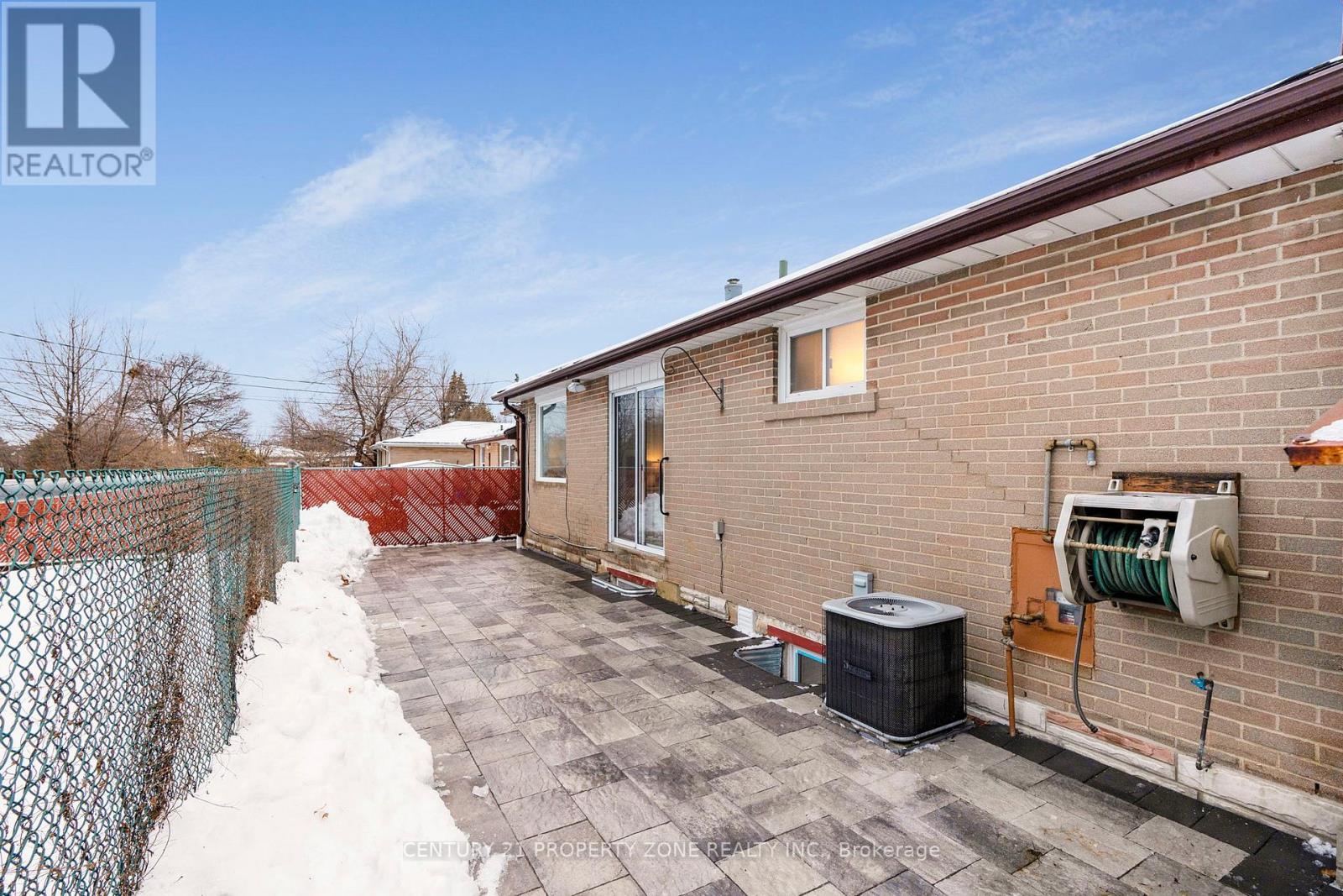 77 Belmont Drive, Brampton, Ontario  L6T 2K5 - Photo 44 - W12679248